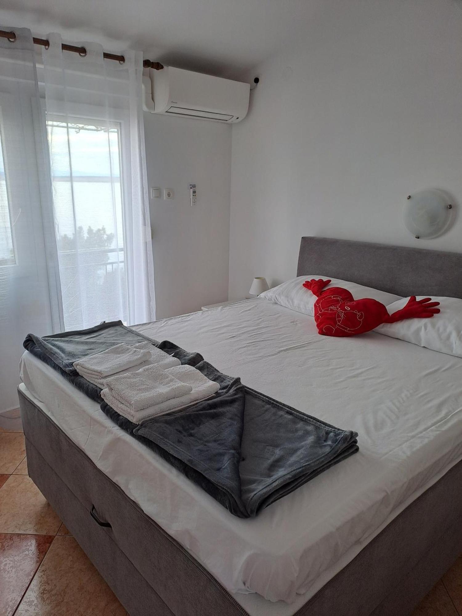 Apartments By The Sea Dramalj, Crikvenica - 2376 Екстериор снимка